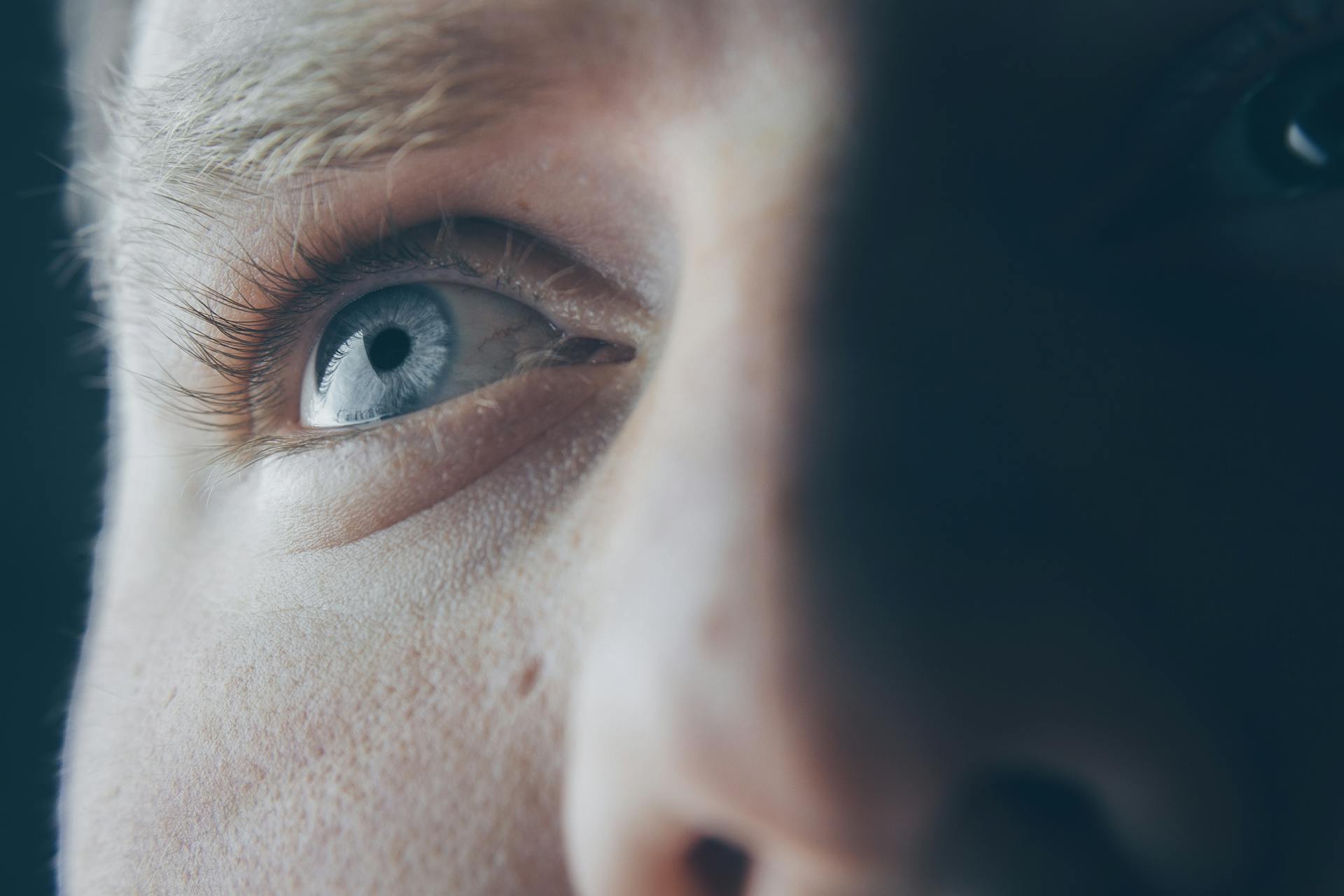 Close-up shot of a person staring | Source: Pexels