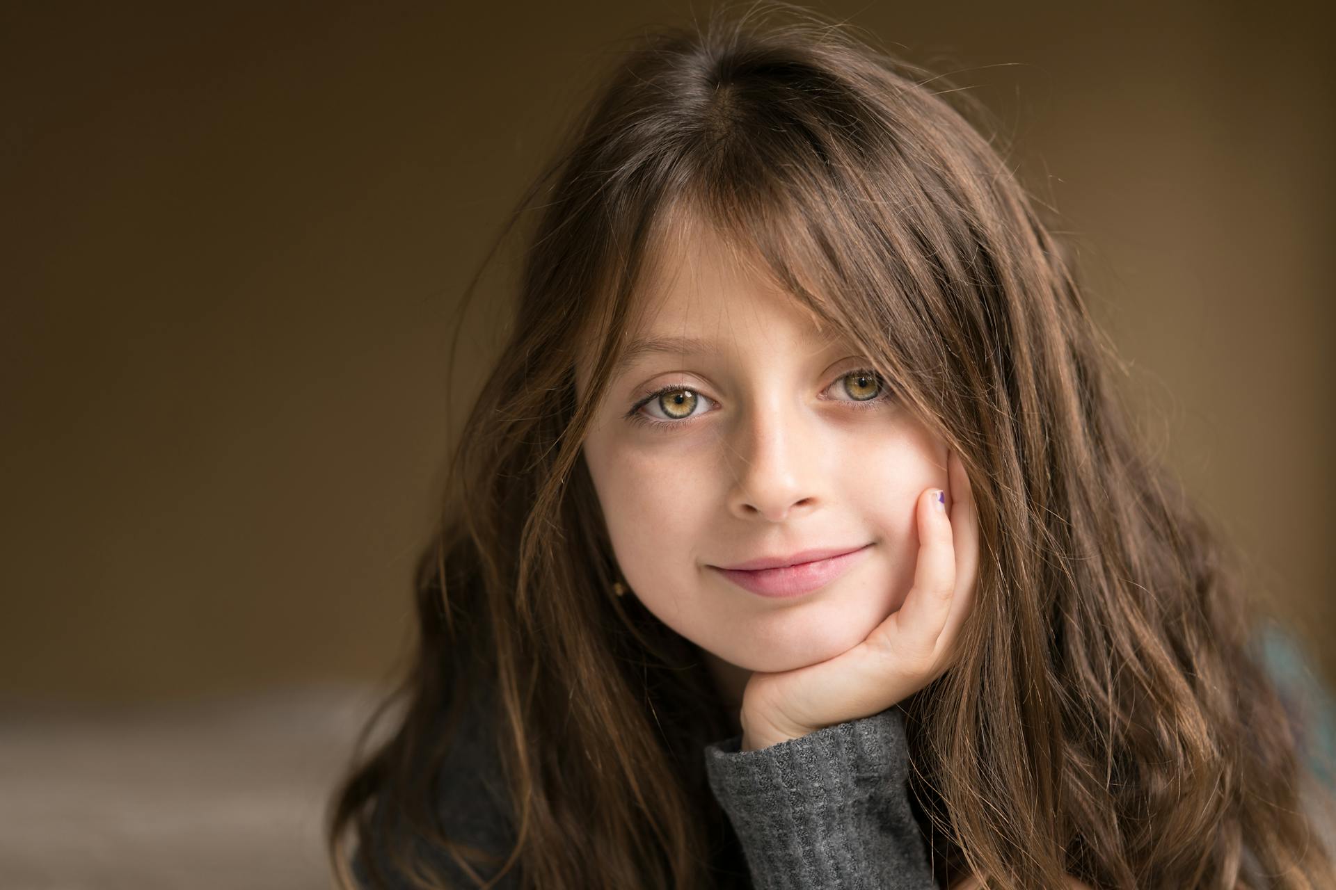 A little girl smiling | Source: Pexels