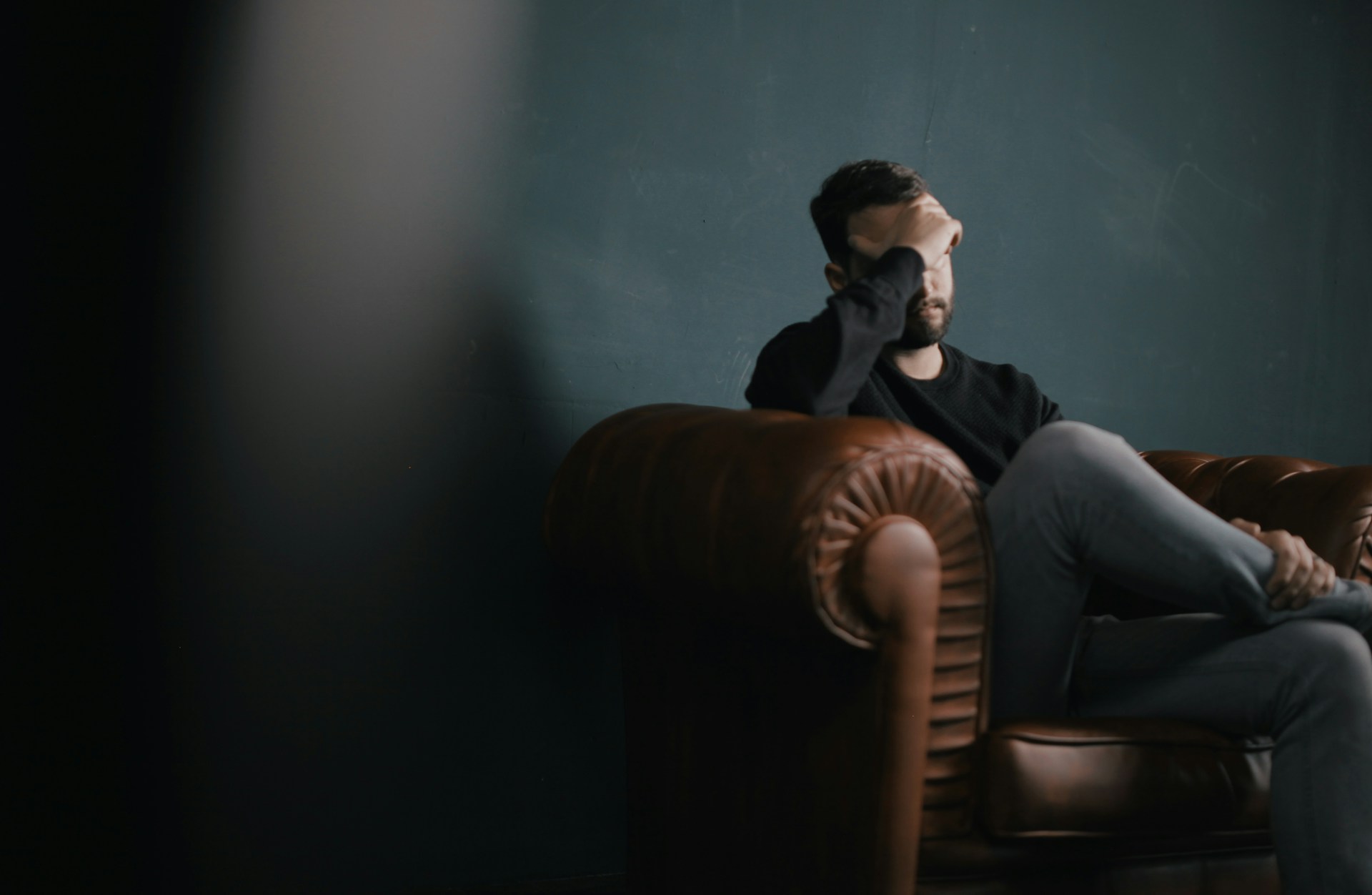 A melancholy man | Source: Unsplash