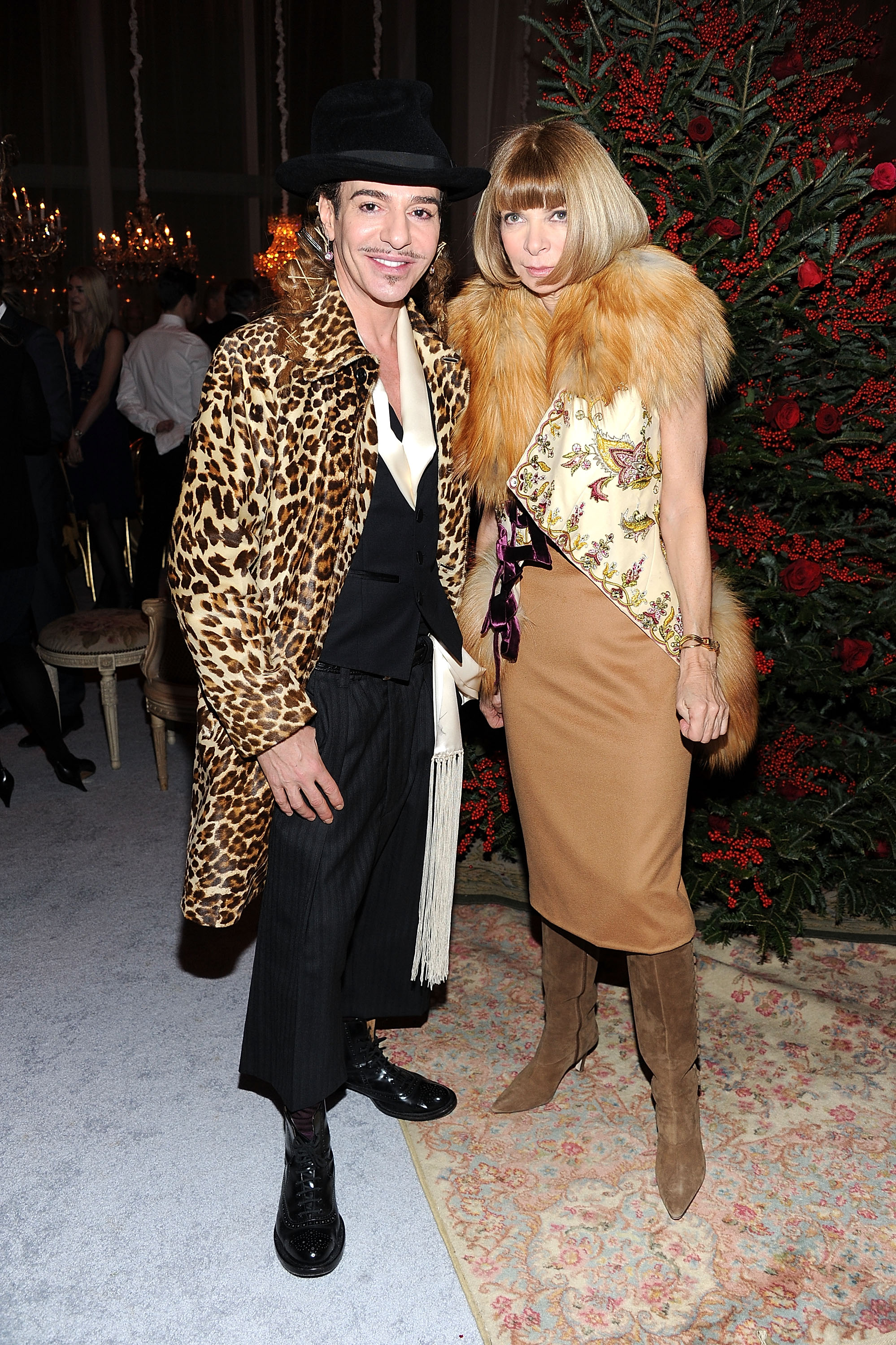 John Galliano and Anna Wintour attend the Dior celebration of the reopening of its 57th Street Boutique - Dinner at LVMH Tower Magic Room on December 8, 2010 in New York City. | Source: Getty Images