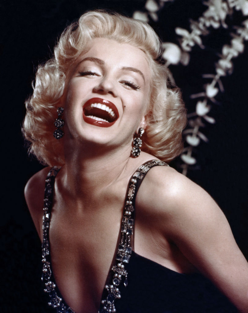 Marilyn Monroe poses for a portrait in circa 1952. | Source: Getty Images