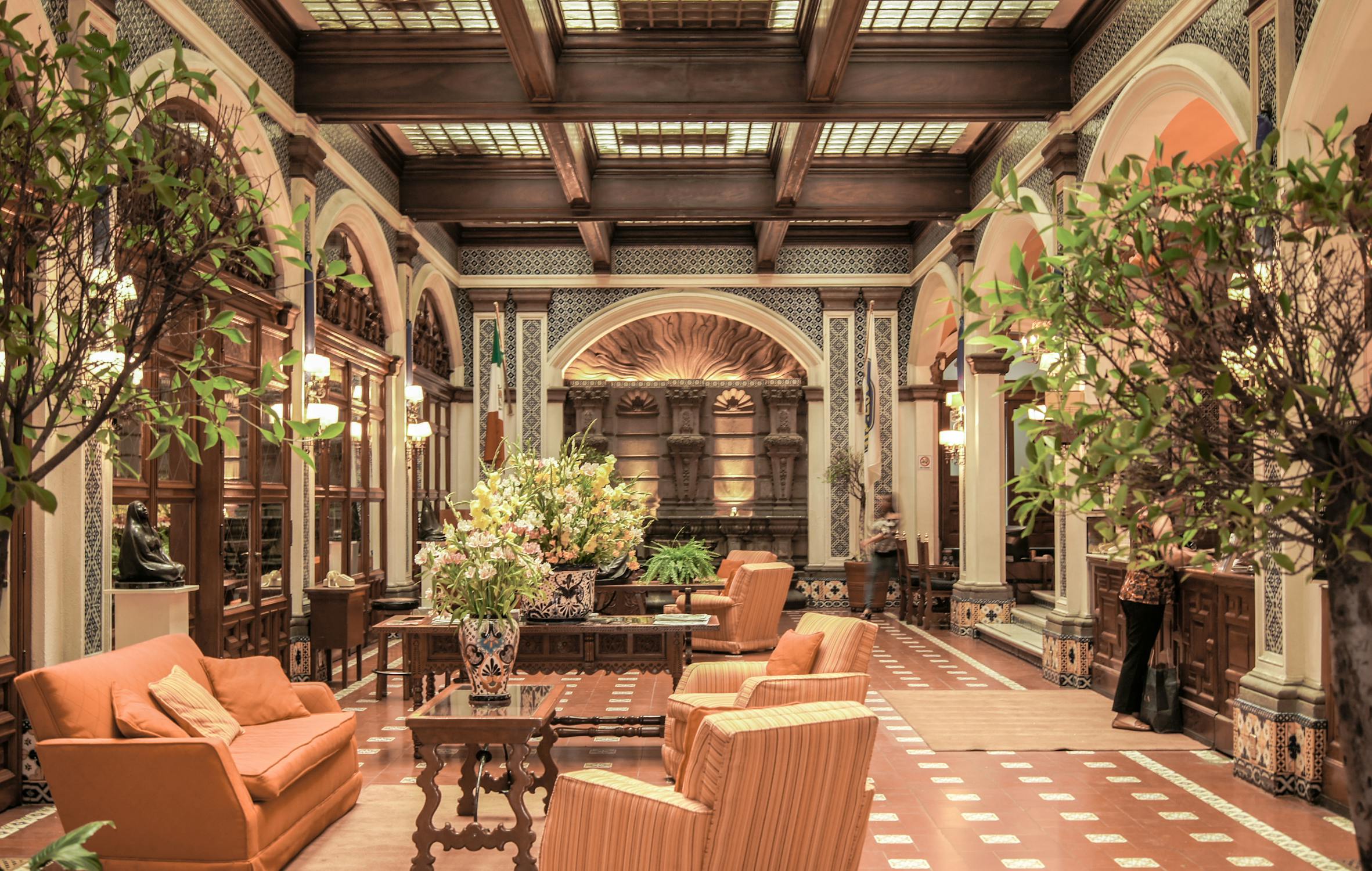 A chique hotel | Source: Pexels