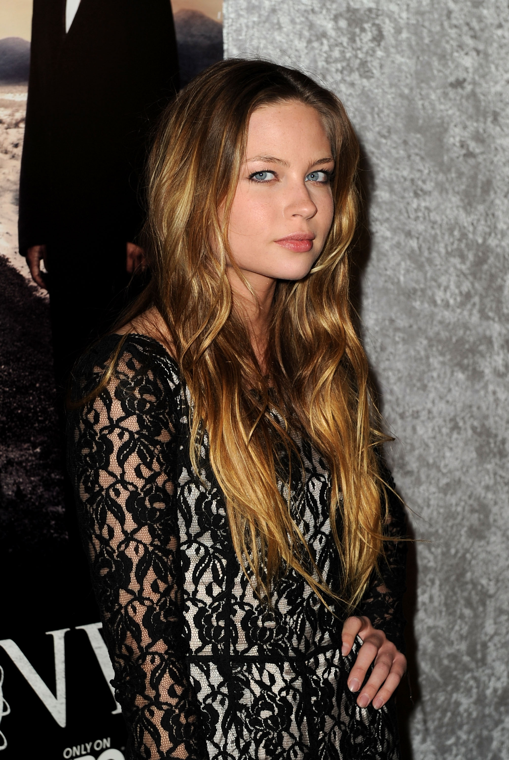 Daveigh Chase arrives at HBO's "Big Love" Season 5 premiere at Directors Guild of America on January 12, 2011 in Los Angeles, California. | Source: Getty Images