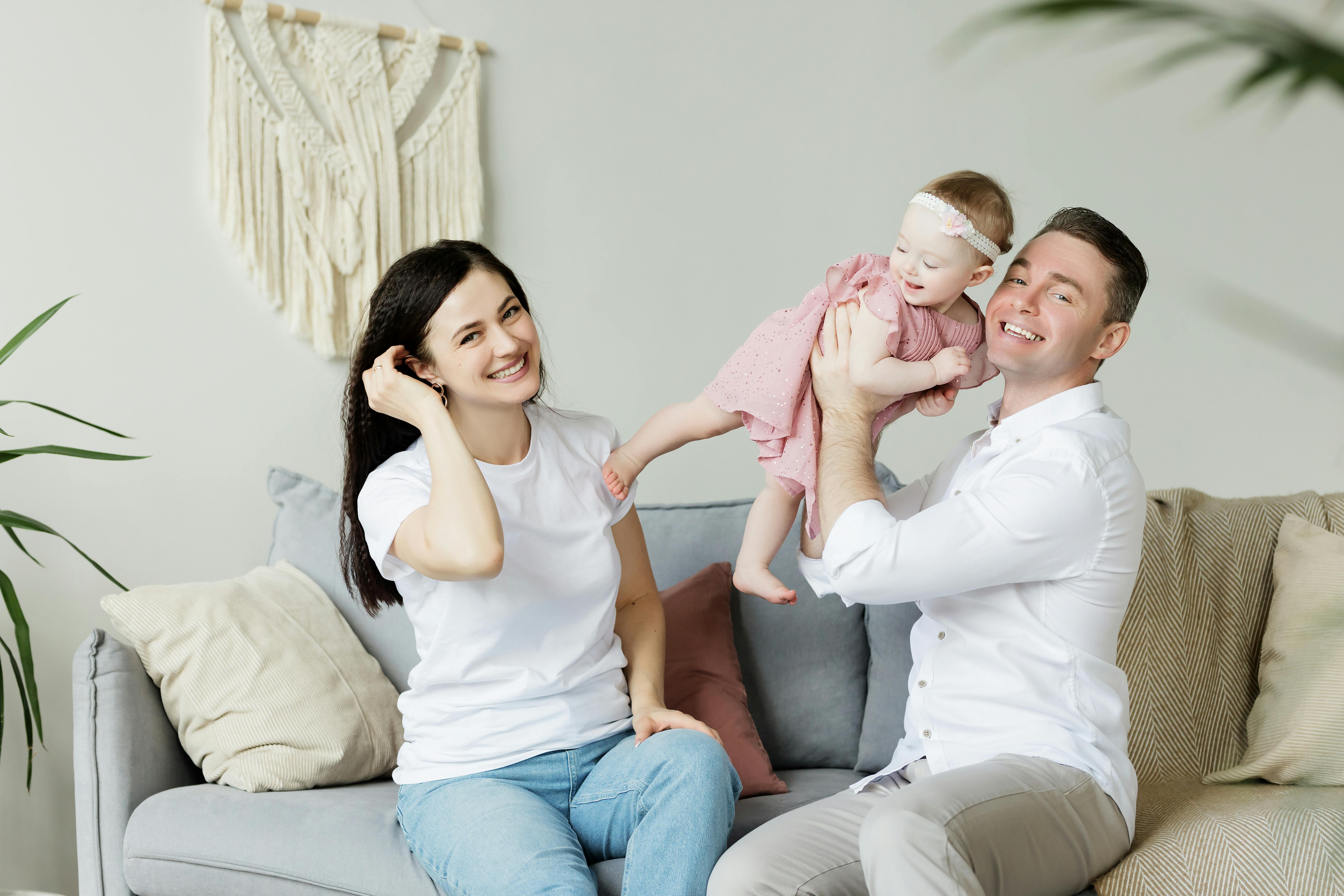 A happy family of three | Source: Pexels