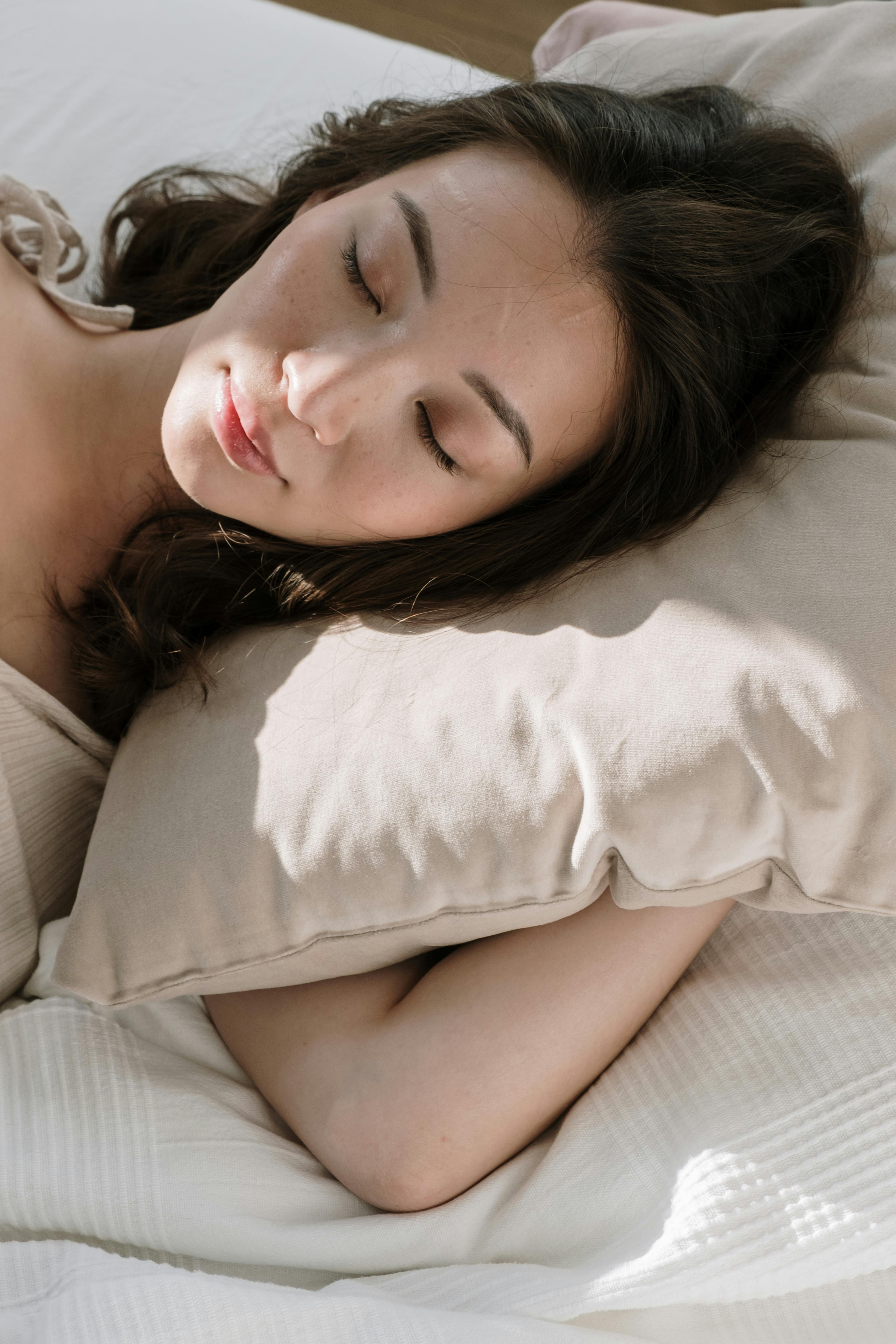 A sleeping woman | Source: Pexels