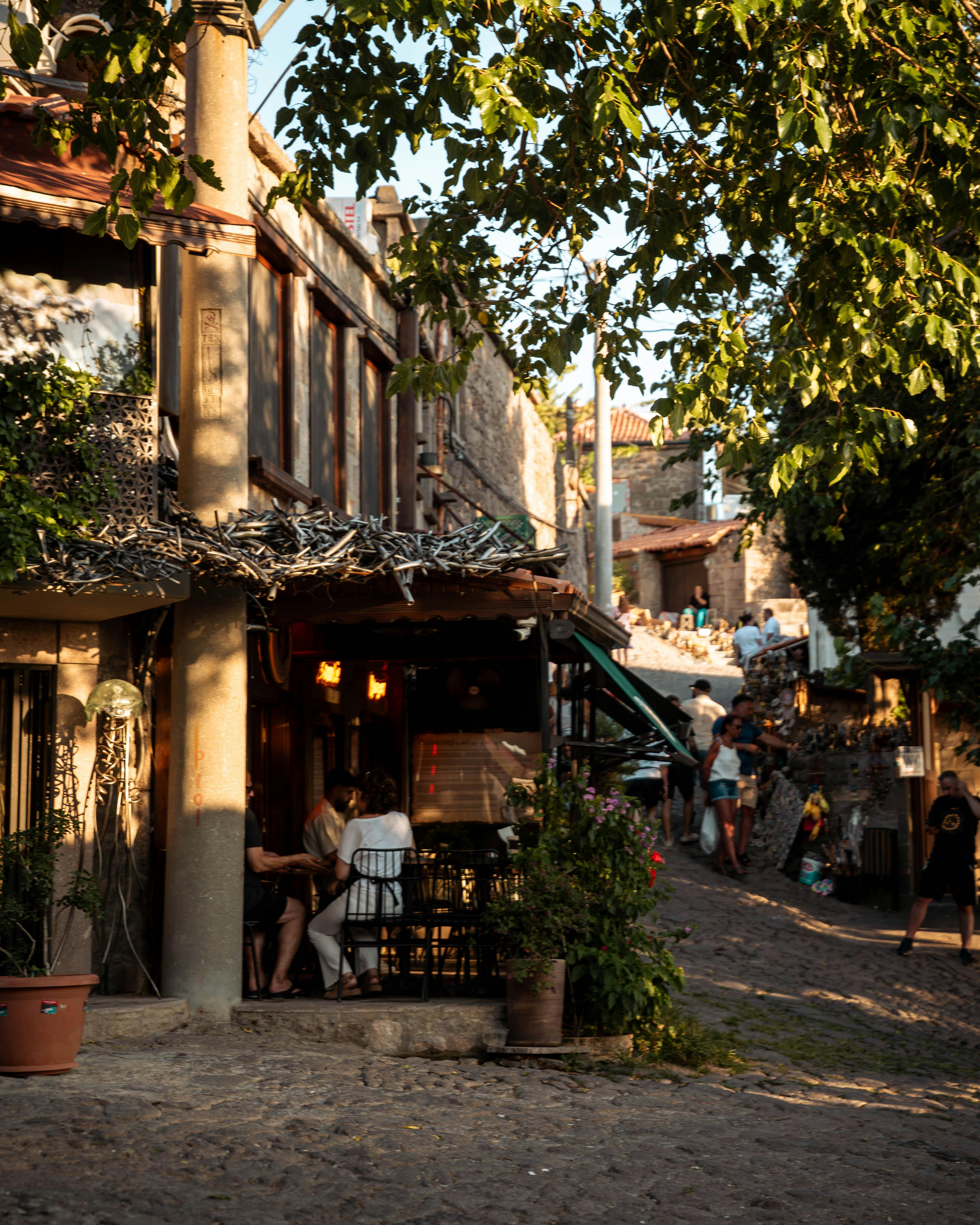 A local restaurant | Source: Pexels